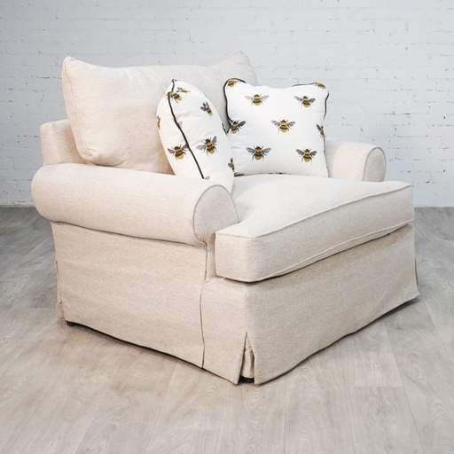 [FURN_8049] Paula Deen “Busy Bee” Chair 1/2